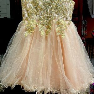 Girls size 7 formal dress